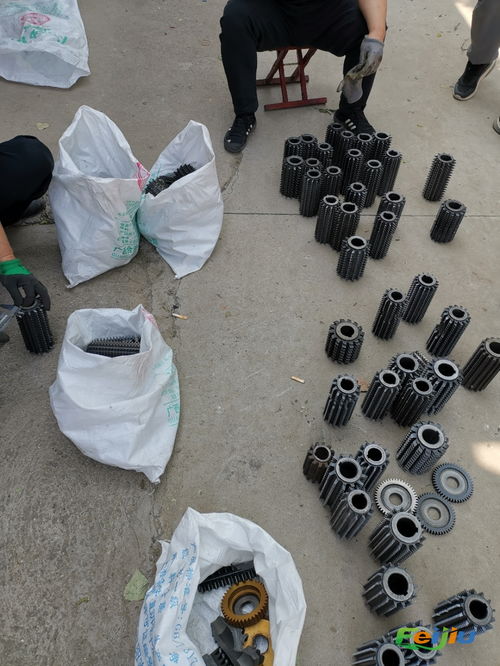 回收各种刀具刃具模具合金,中介有红包